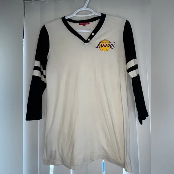 Mitchell & Ness Lakers Black and White Long Sleeve Tee - Picture 8 of 9